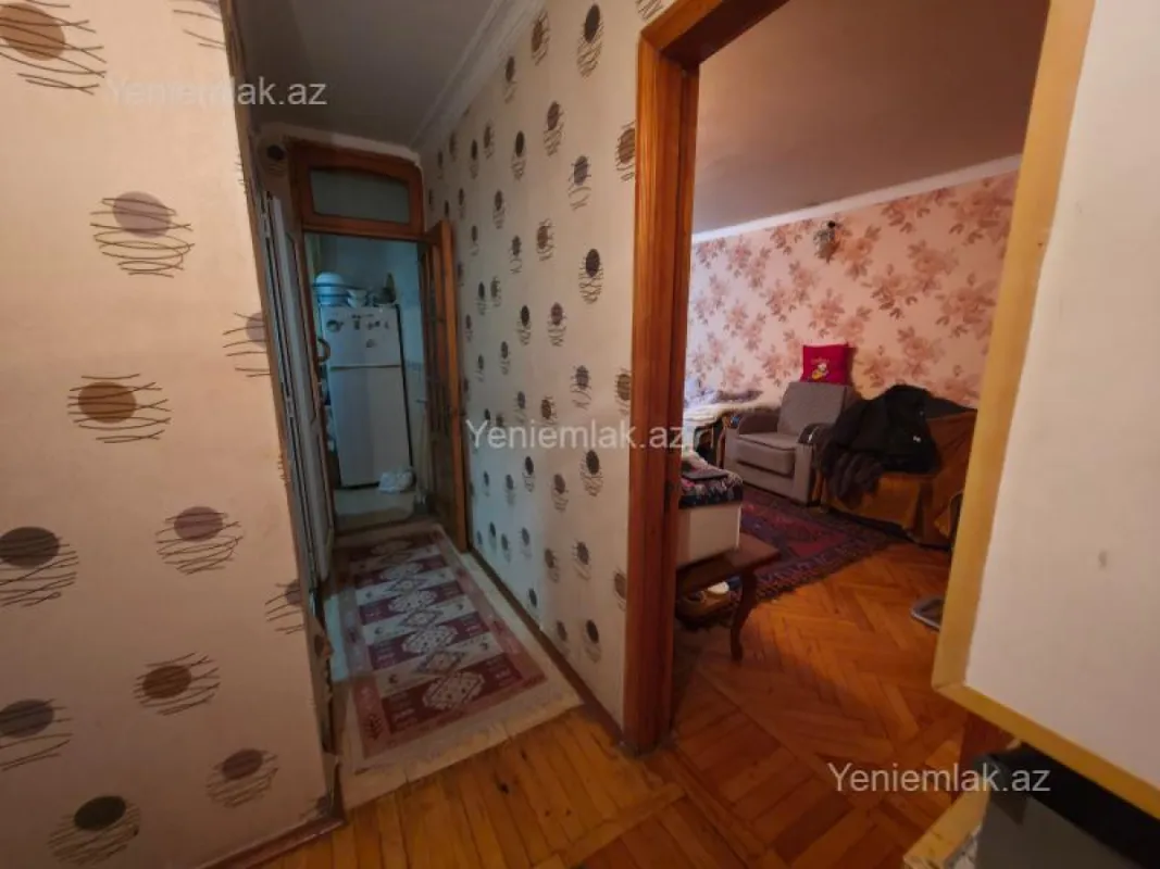 Satılır 3 otaqlı köhnə tikili 69 m²