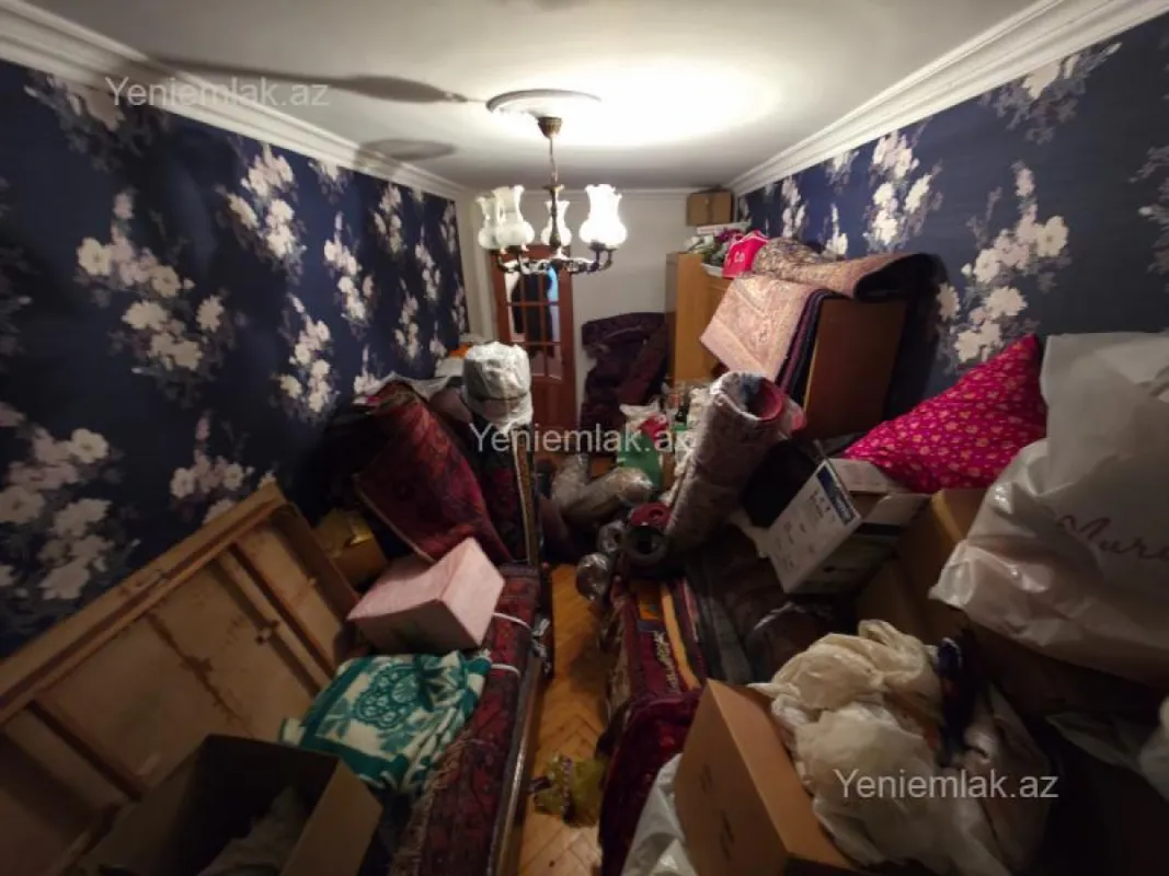 Satılır 3 otaqlı köhnə tikili 69 m²