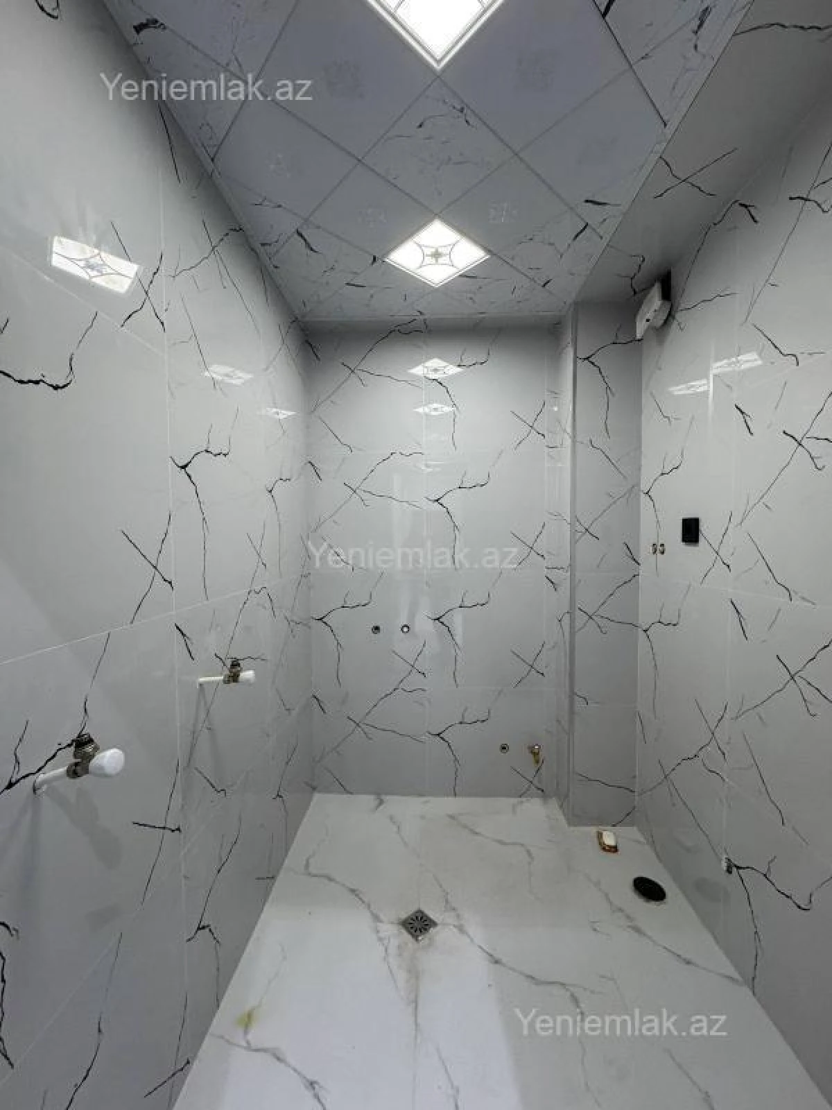 Satılır 2 otaqlı yeni tikili 57 m²