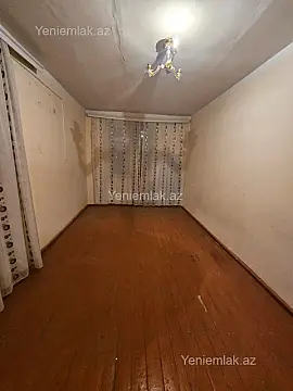 Satılır 2 otaqlı köhnə tikili 56 m²