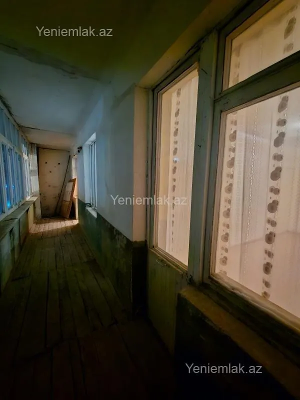 Satılır 2 otaqlı köhnə tikili 56 m²