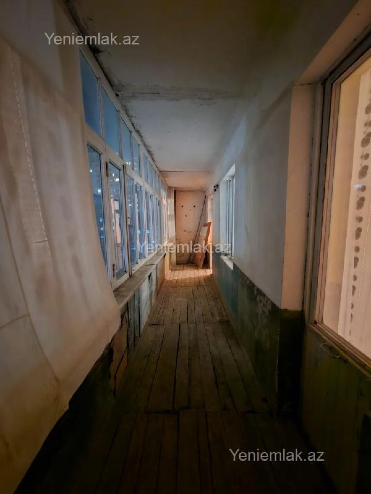 Satılır 2 otaqlı köhnə tikili 56 m²