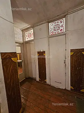 Satılır 2 otaqlı köhnə tikili 56 m²
