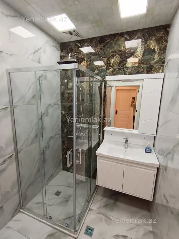 Satılır 2 otaqlı yeni tikili 96 m²