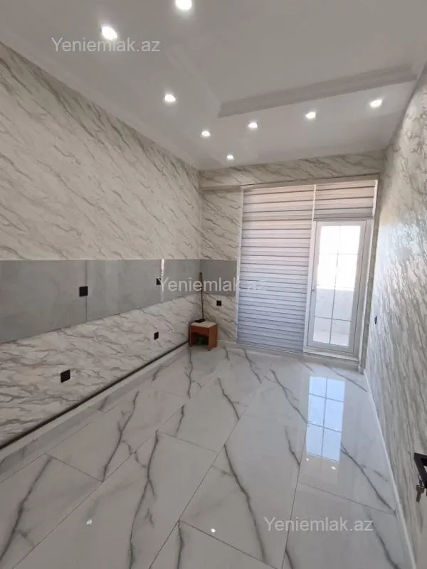 Satılır 2 otaqlı yeni tikili 96 m²