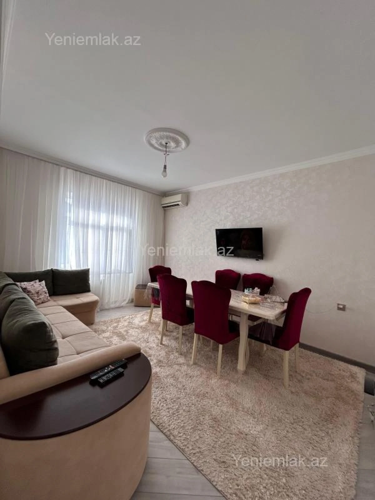 Satılır 4 otaqlı həyət evi 200 m²