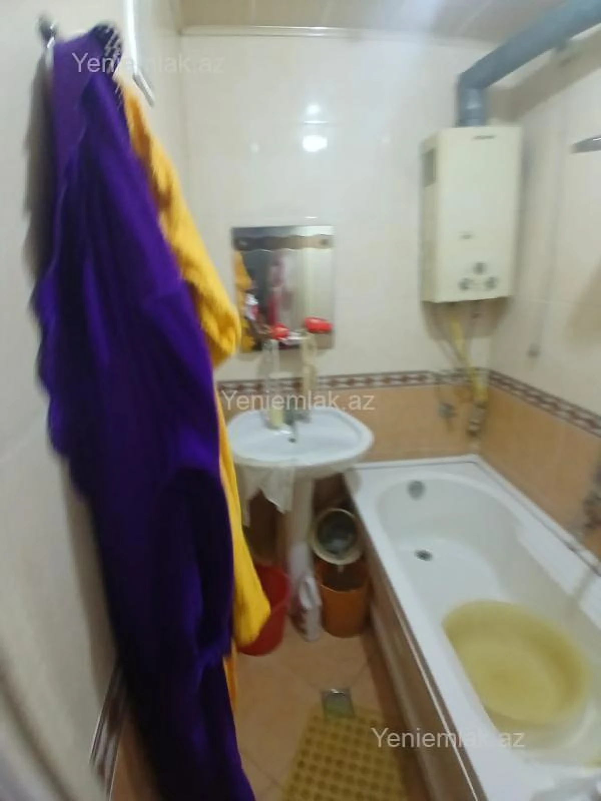 Satılır 2 otaqlı köhnə tikili 48 m²