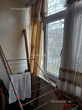 Satılır 2 otaqlı köhnə tikili 48 m²