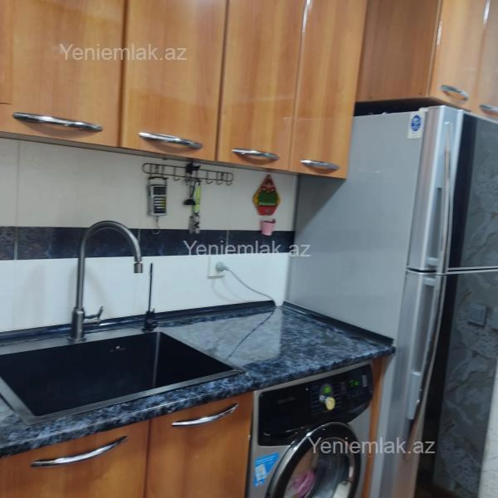 Satılır 2 otaqlı köhnə tikili 42 m²