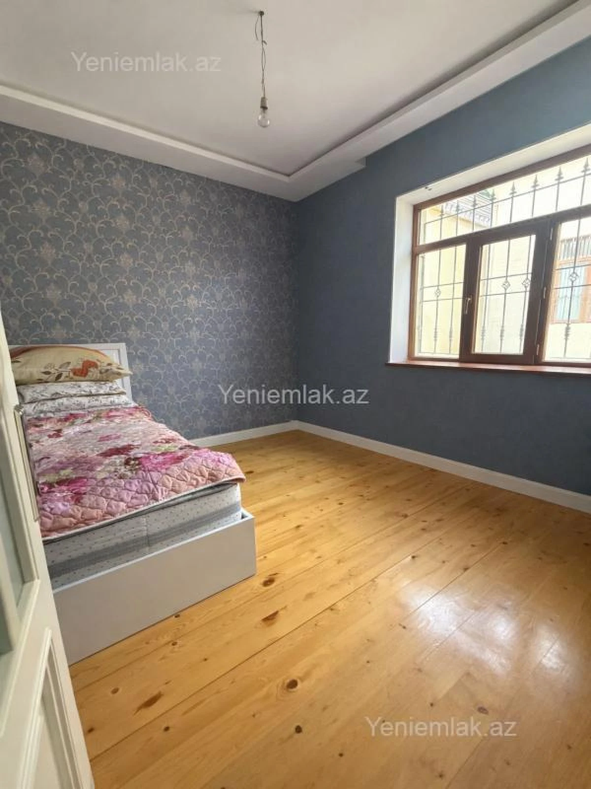 Satılır 4 otaqlı həyət evi 255 m²