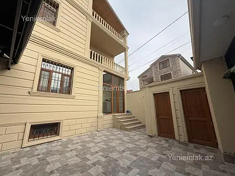 Satılır 4 otaqlı həyət evi 255 m²