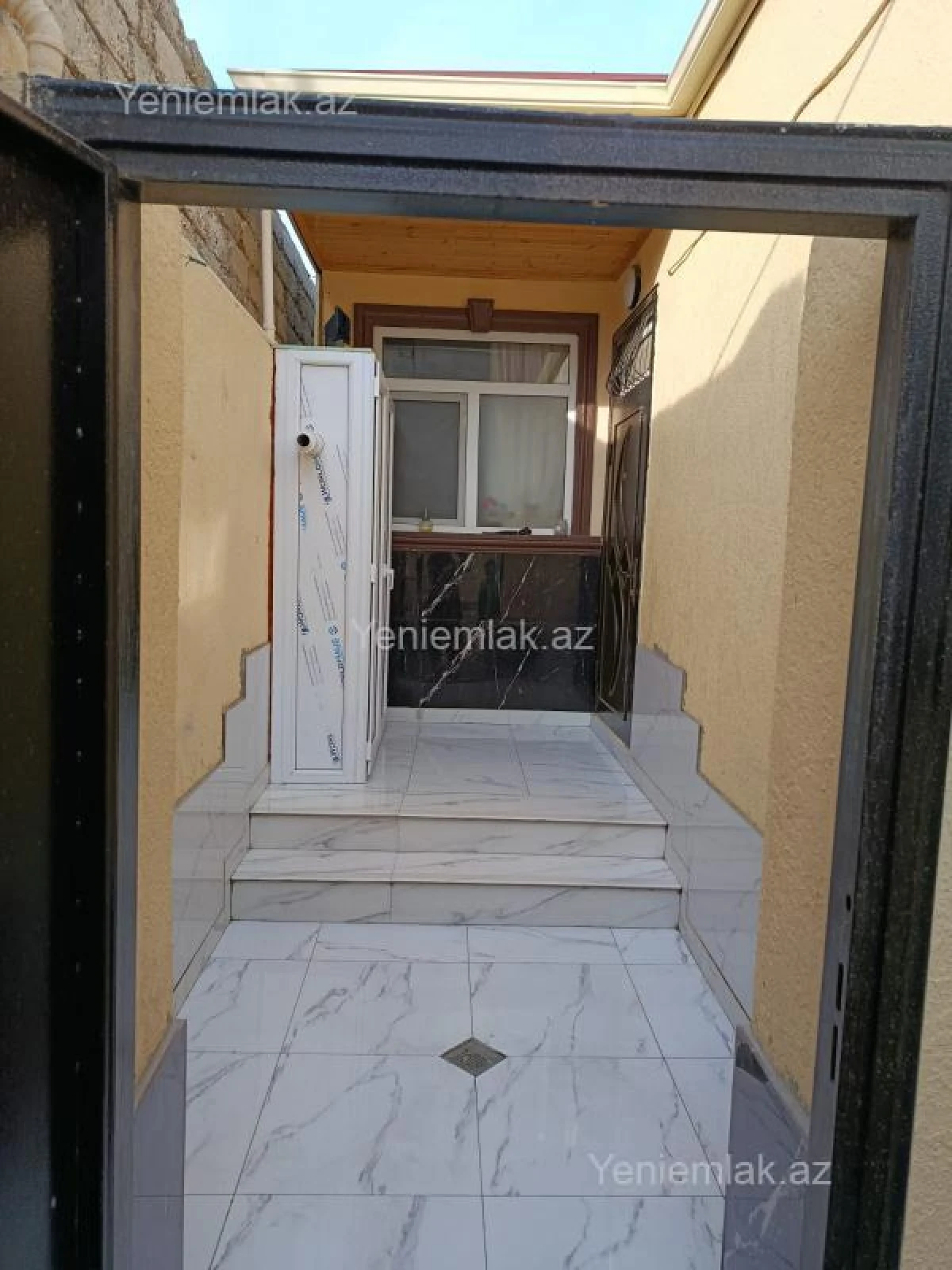 Satılır 4 otaqlı həyət evi 120 m²