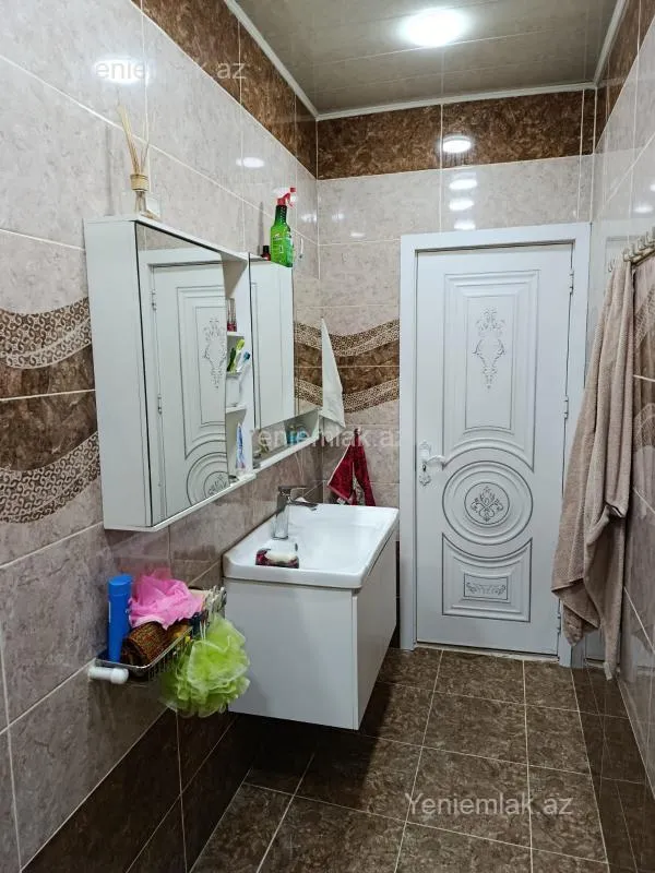 Satılır 4 otaqlı həyət evi 120 m²