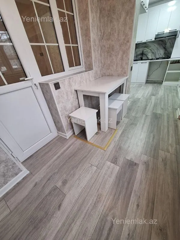 Satılır 2 otaqlı köhnə tikili 54 m²