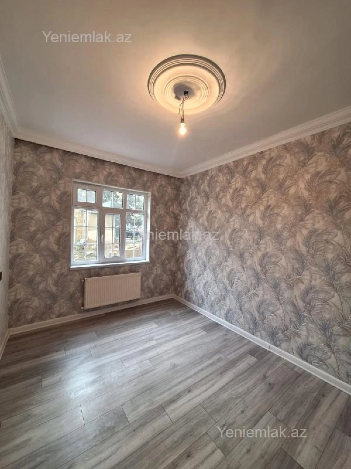 Satılır 2 otaqlı köhnə tikili 54 m²