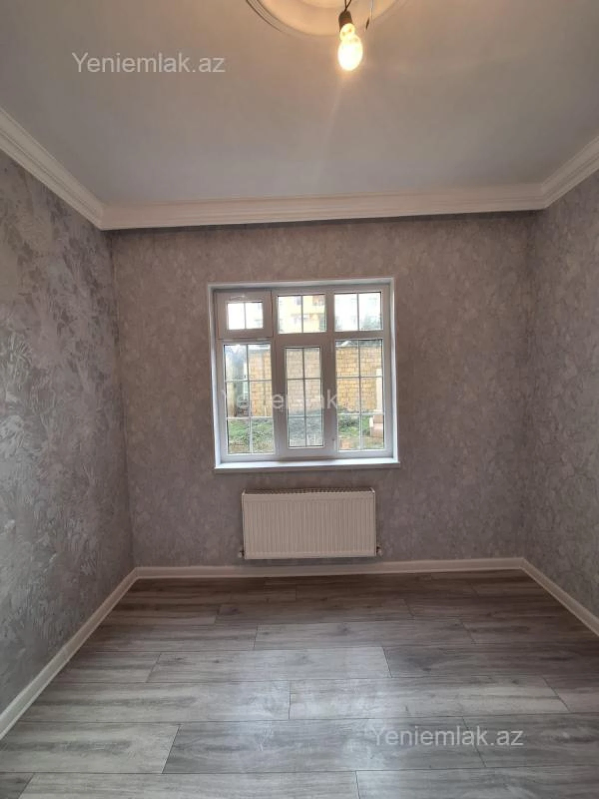 Satılır 3 otaqlı köhnə tikili 90 m²