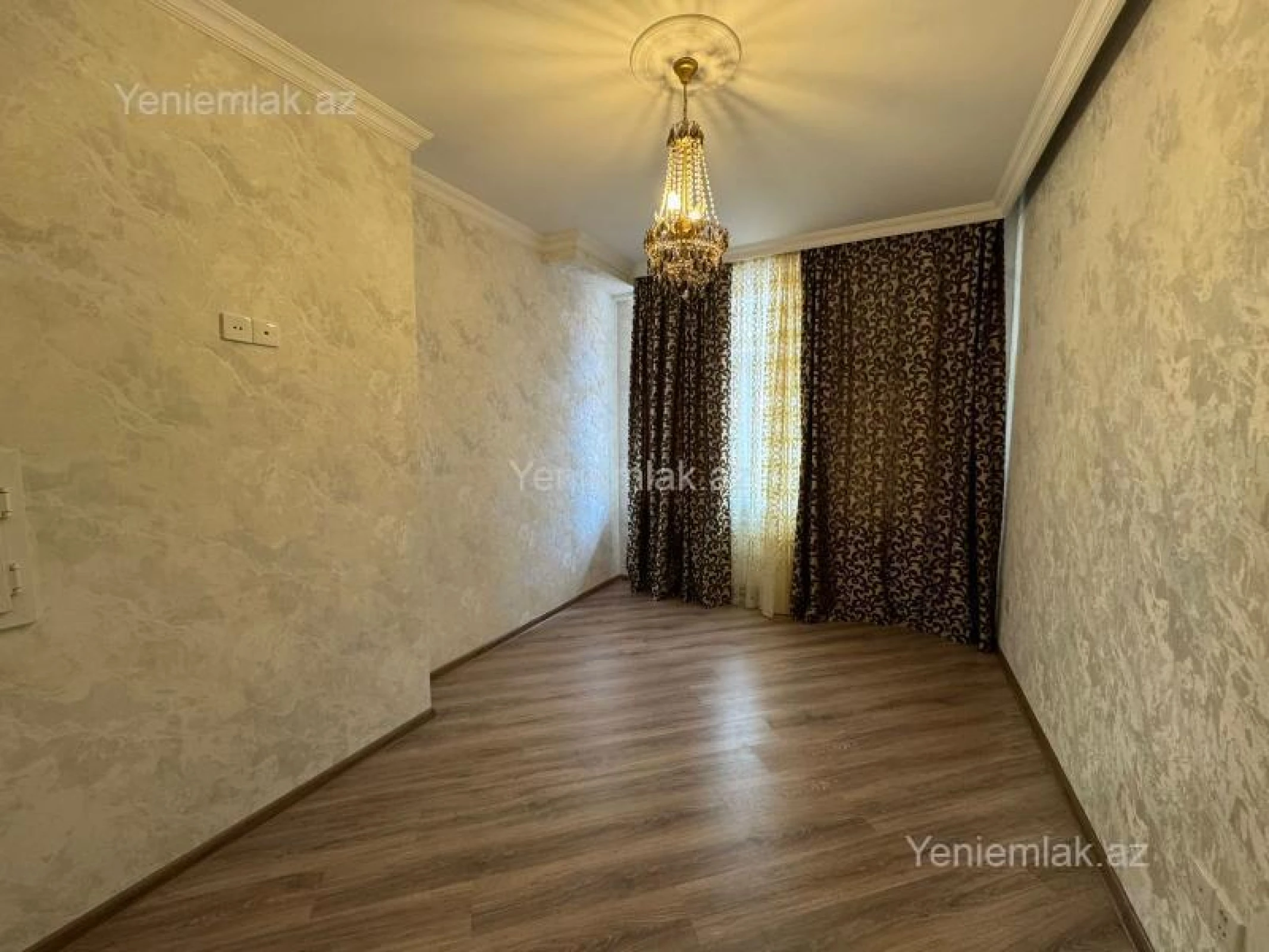Satılır 2 otaqlı yeni tikili 60 m²