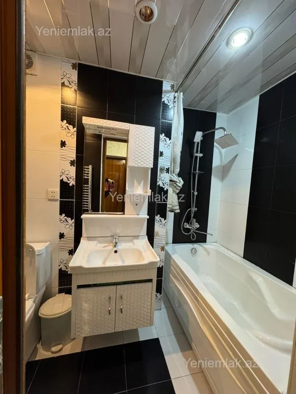 Satılır 2 otaqlı yeni tikili 60 m²