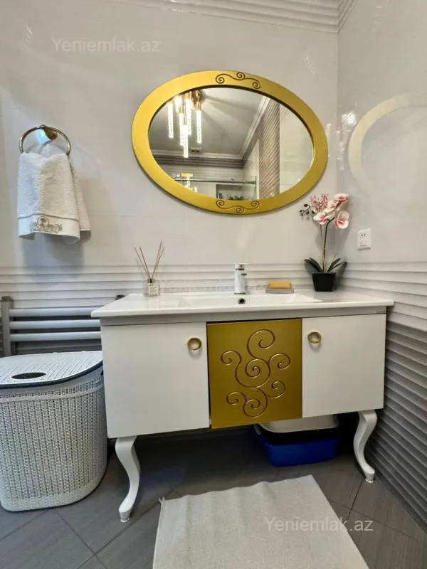 Satılır 2 otaqlı yeni tikili 70 m²