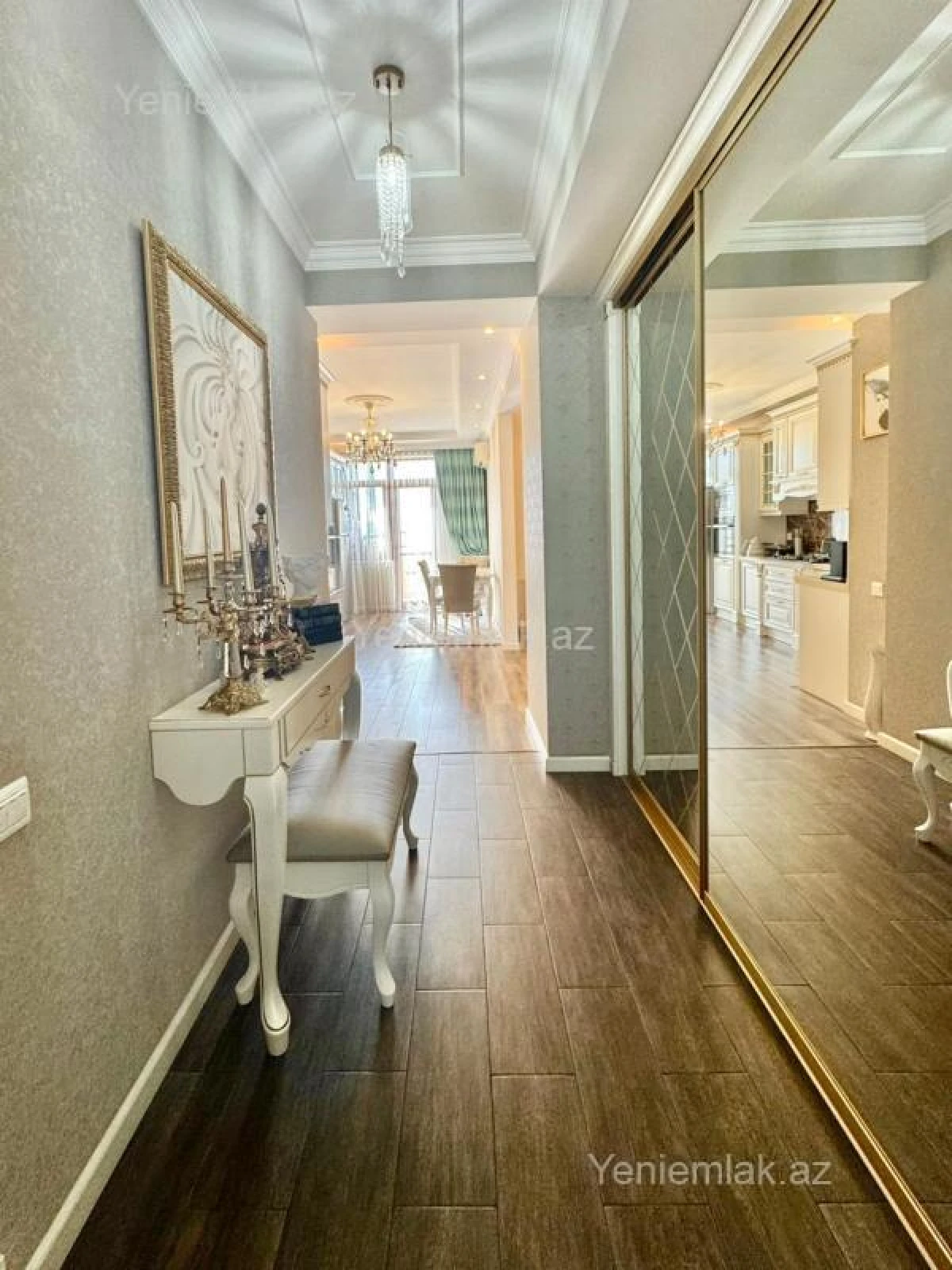 Satılır 2 otaqlı yeni tikili 70 m²