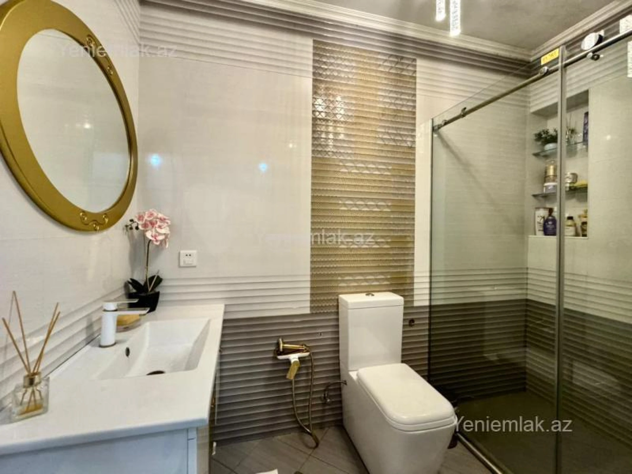 Satılır 2 otaqlı yeni tikili 70 m²