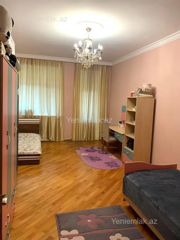 Satılır 3 otaqlı yeni tikili 167 m²