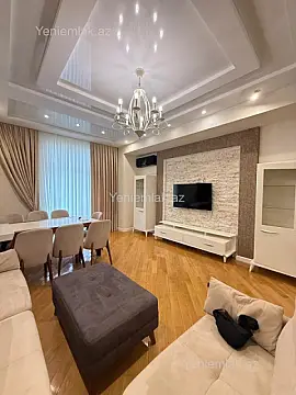 Satılır 3 otaqlı yeni tikili 130 m²