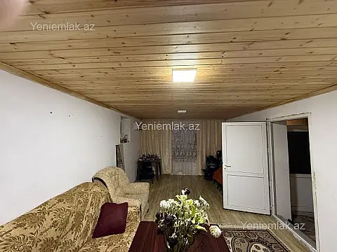 Satılır 6 otaqlı həyət evi 180 m²
