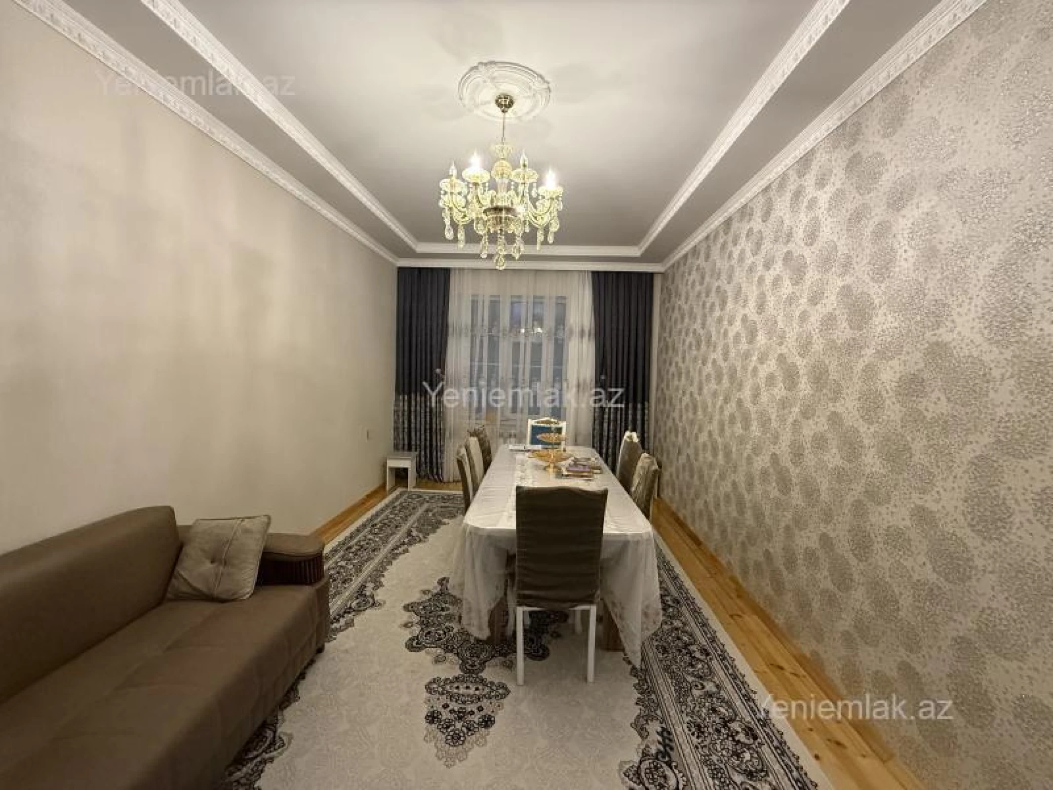 Satılır 6 otaqlı həyət evi 180 m²