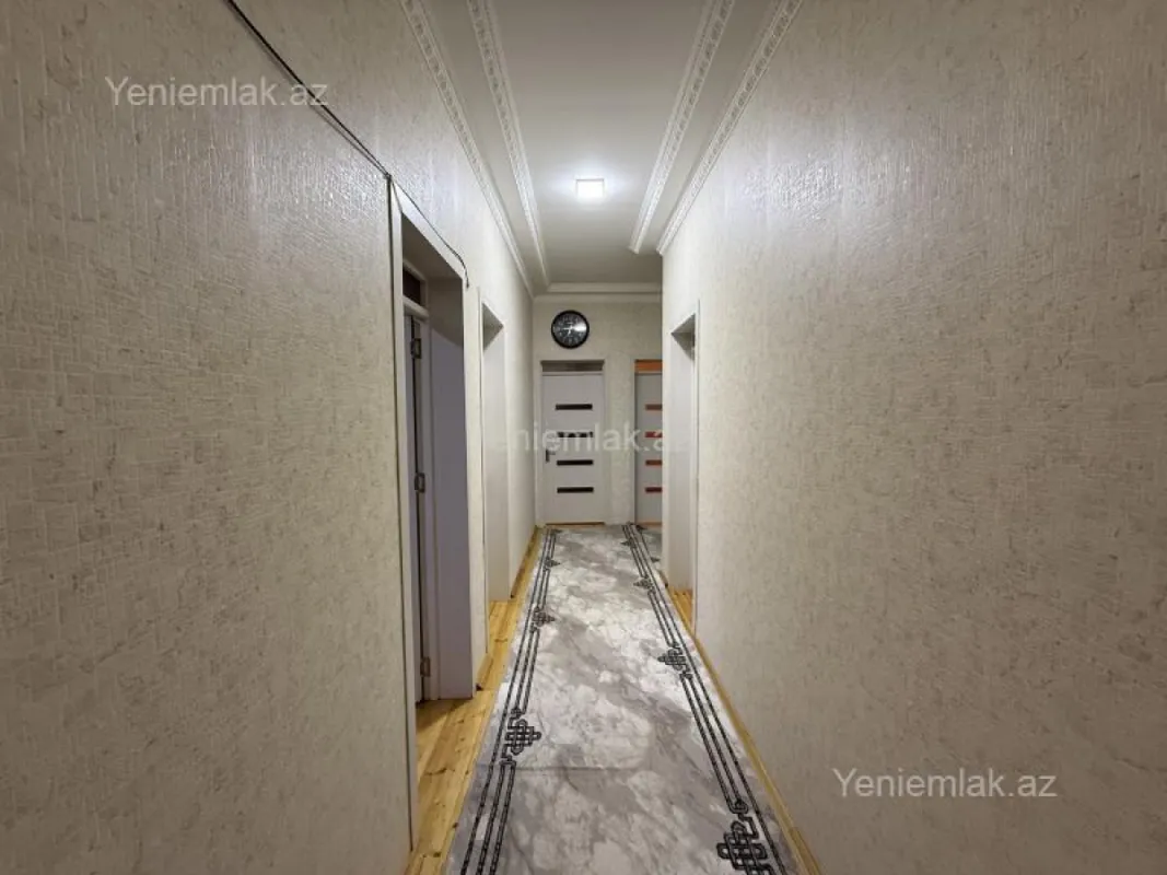 Satılır 6 otaqlı həyət evi 180 m²