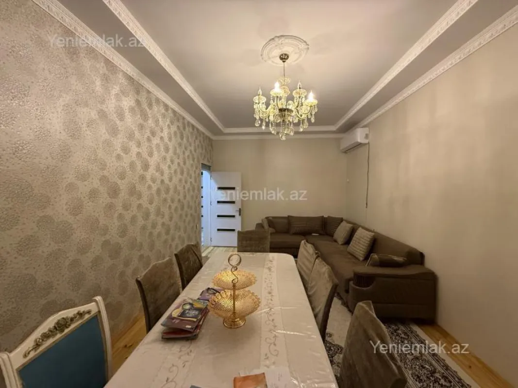 Satılır 6 otaqlı həyət evi 180 m²