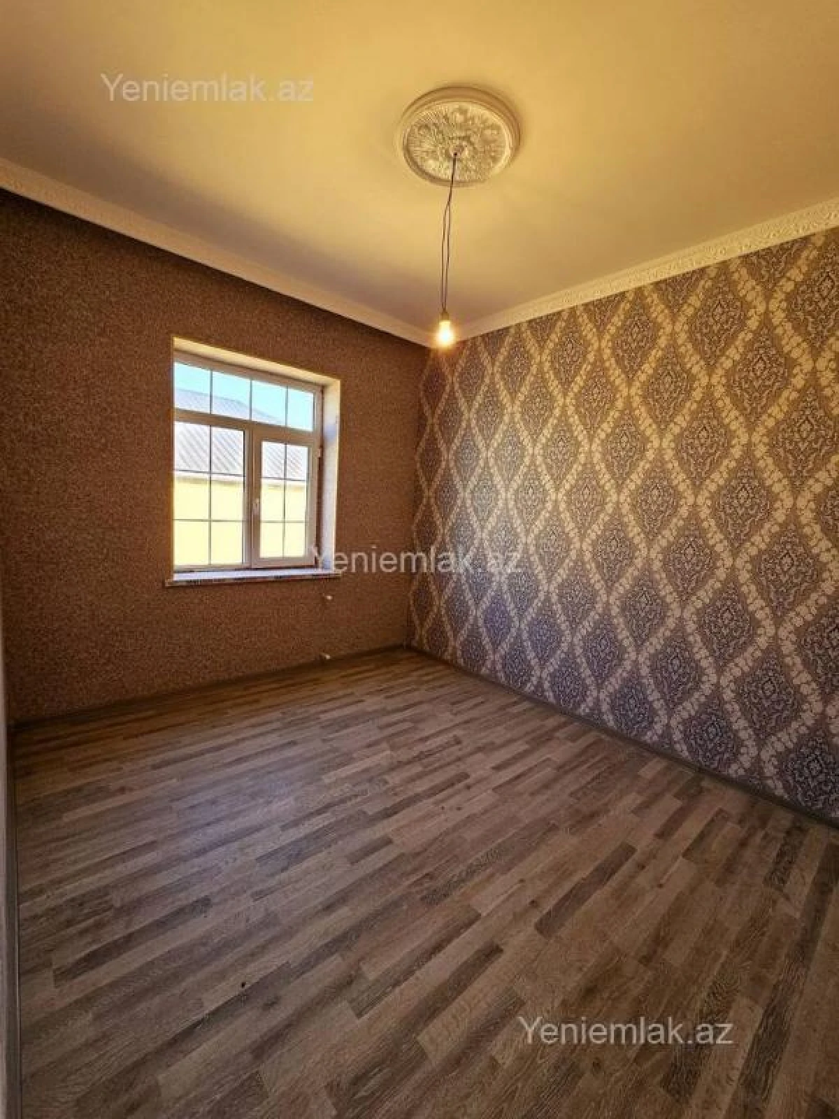 Satılır 2 otaqlı yeni tikili 50 m²