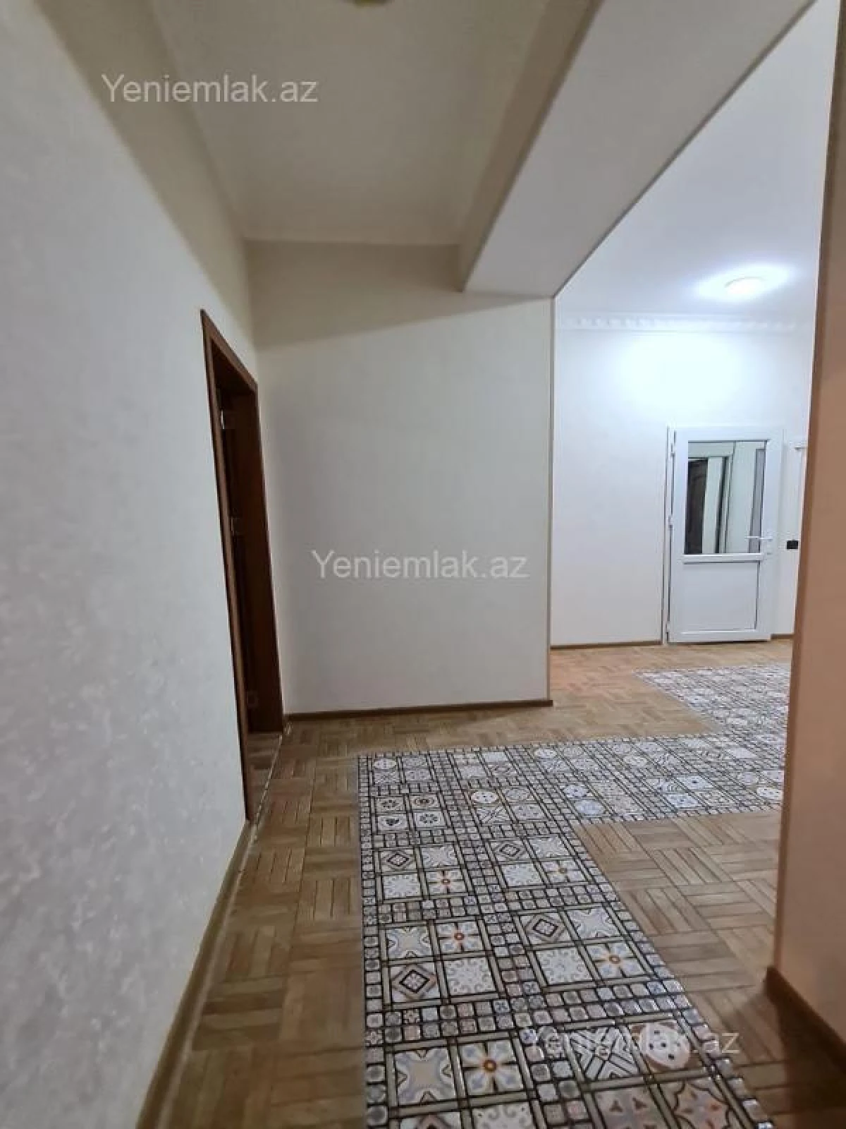 Satılır 3 otaqlı yeni tikili 83 m²