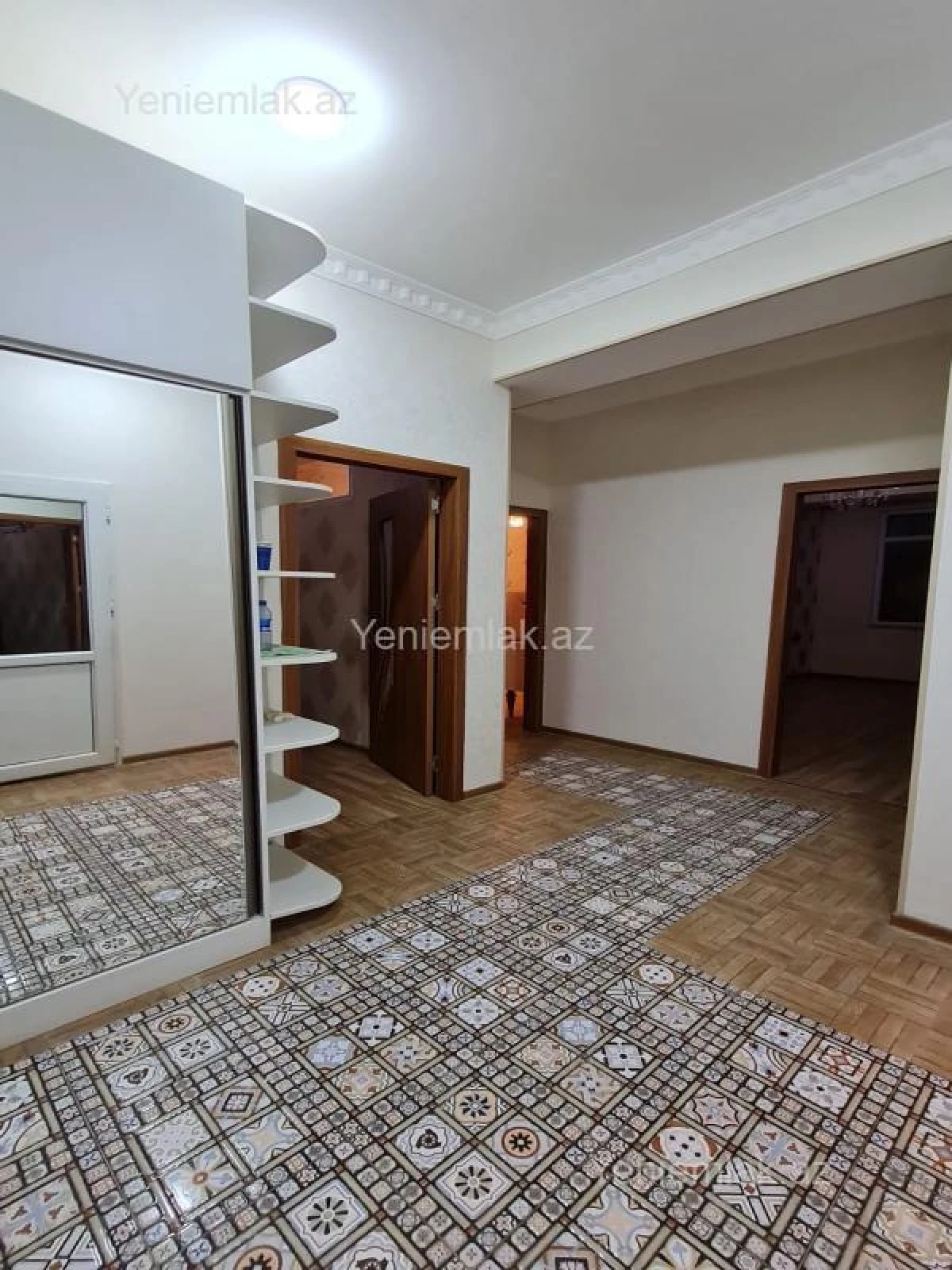 Satılır 3 otaqlı yeni tikili 83 m²