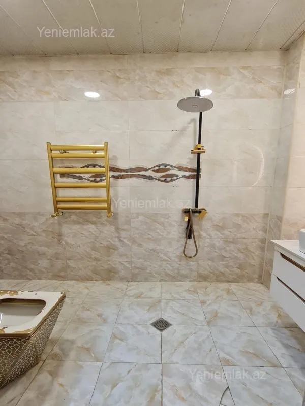 Satılır 3 otaqlı yeni tikili 83 m²