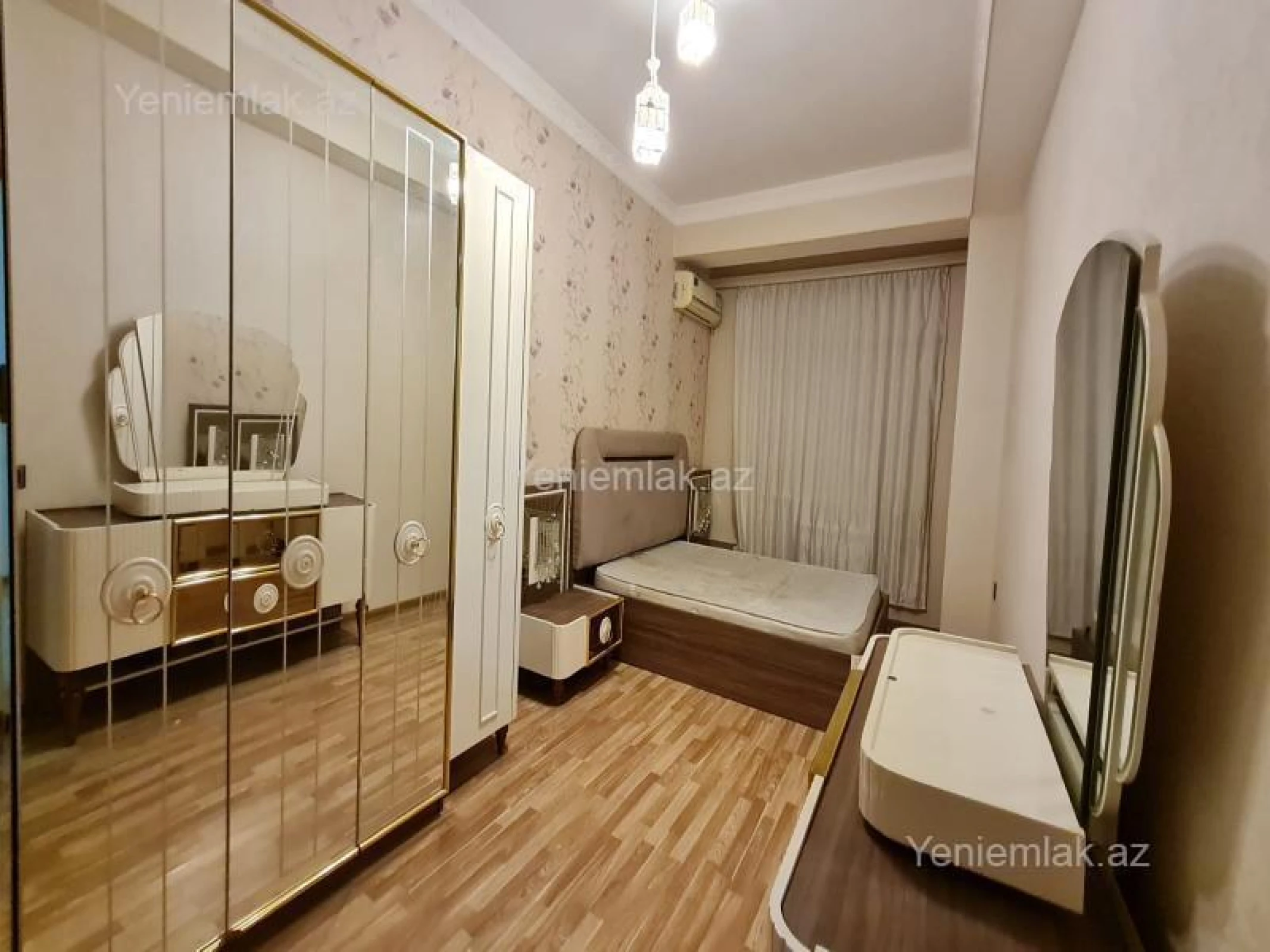 Satılır 3 otaqlı yeni tikili 83 m²