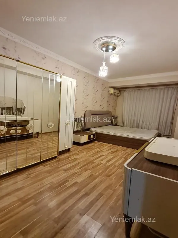 Satılır 3 otaqlı yeni tikili 83 m²