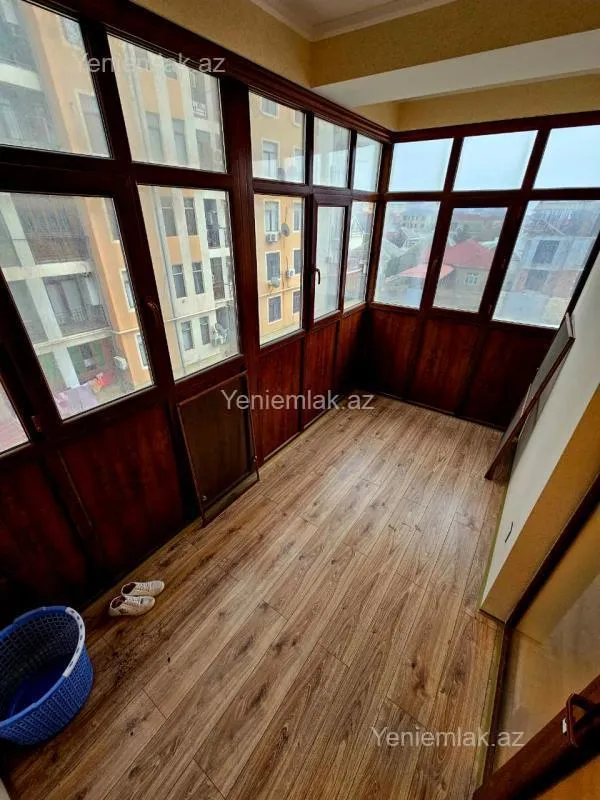 Satılır 3 otaqlı yeni tikili 78 m²