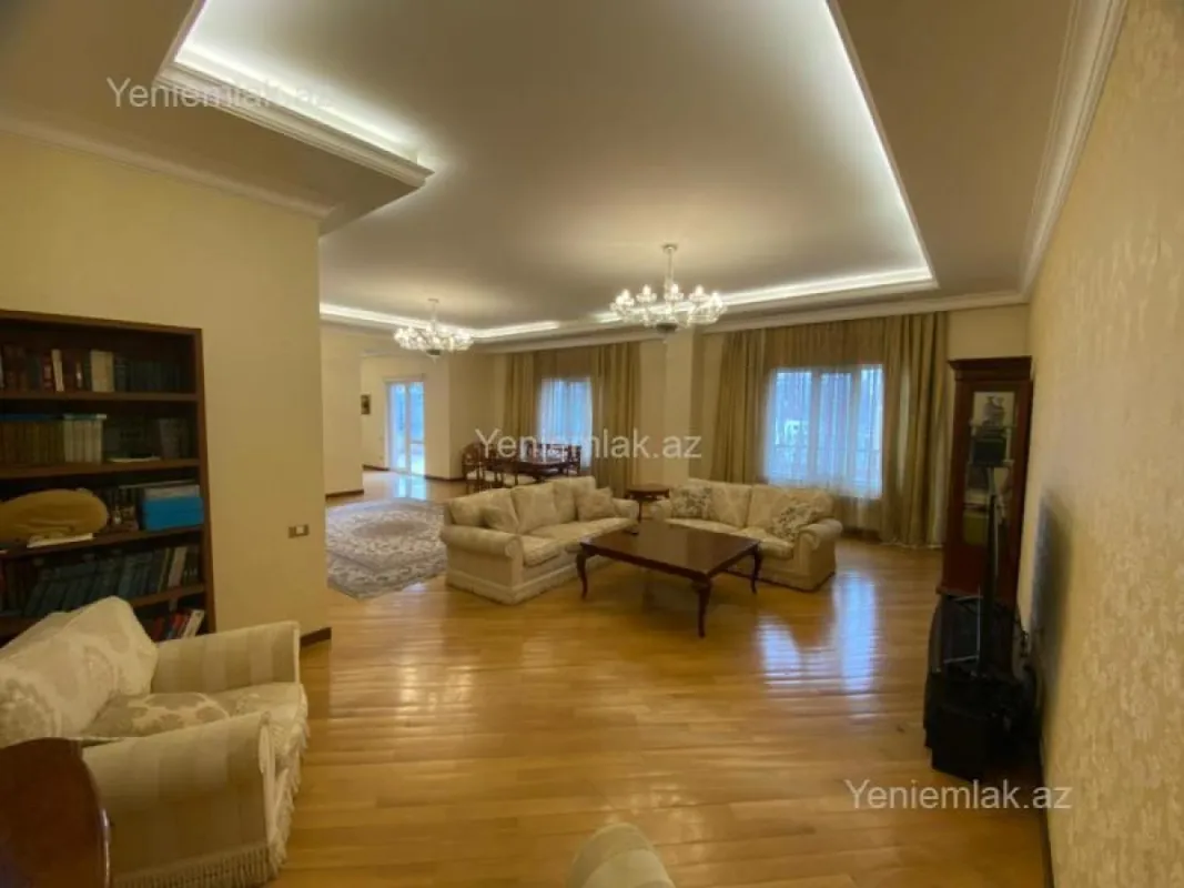 Satılır 6 otaqlı yeni tikili 290 m²
