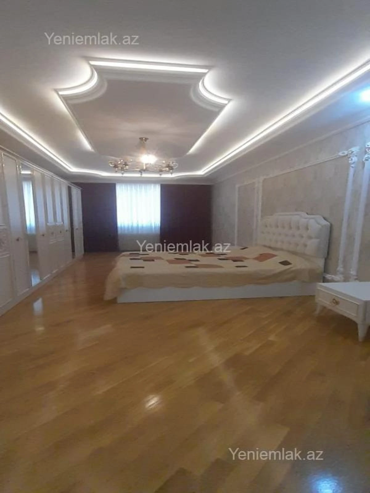 Satılır 6 otaqlı yeni tikili 230 m²