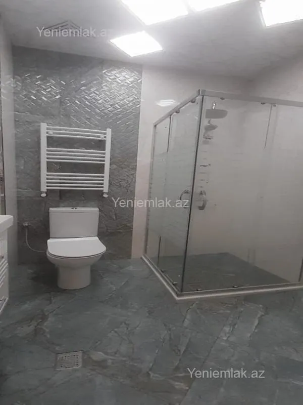 Satılır 6 otaqlı yeni tikili 230 m²