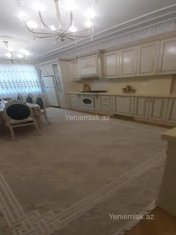 Satılır 6 otaqlı yeni tikili 230 m²