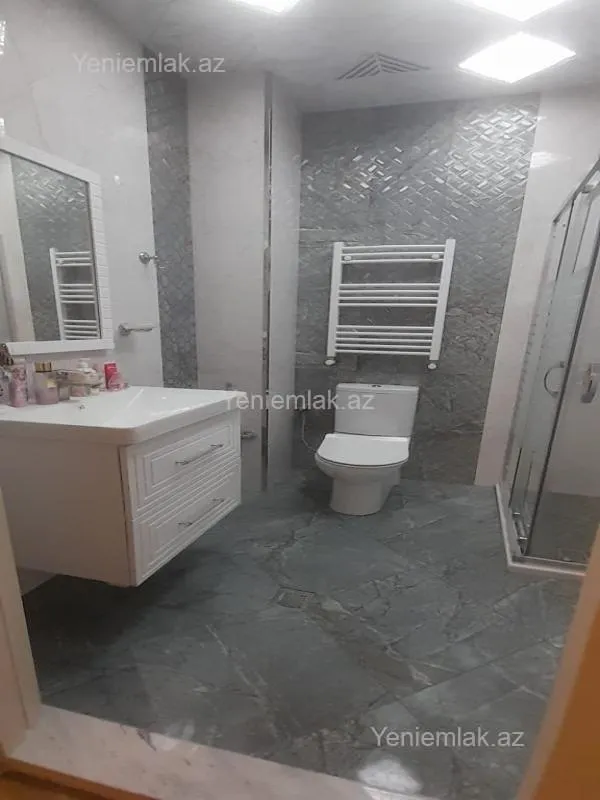 Satılır 6 otaqlı yeni tikili 230 m²