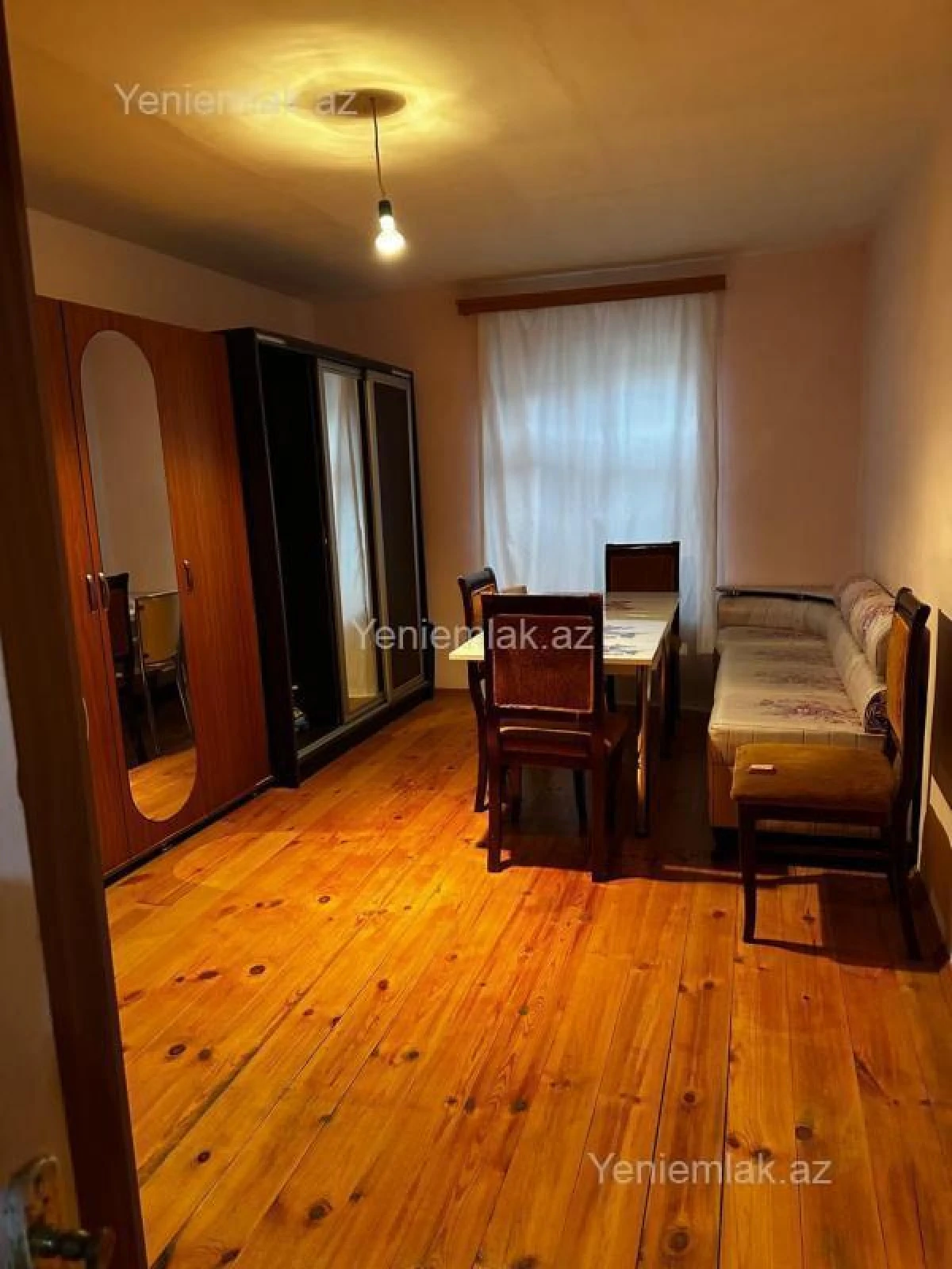 Satılır 4 otaqlı həyət evi 160 m²