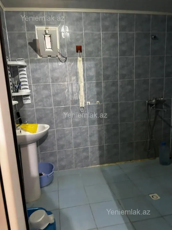 Satılır 4 otaqlı həyət evi 160 m²