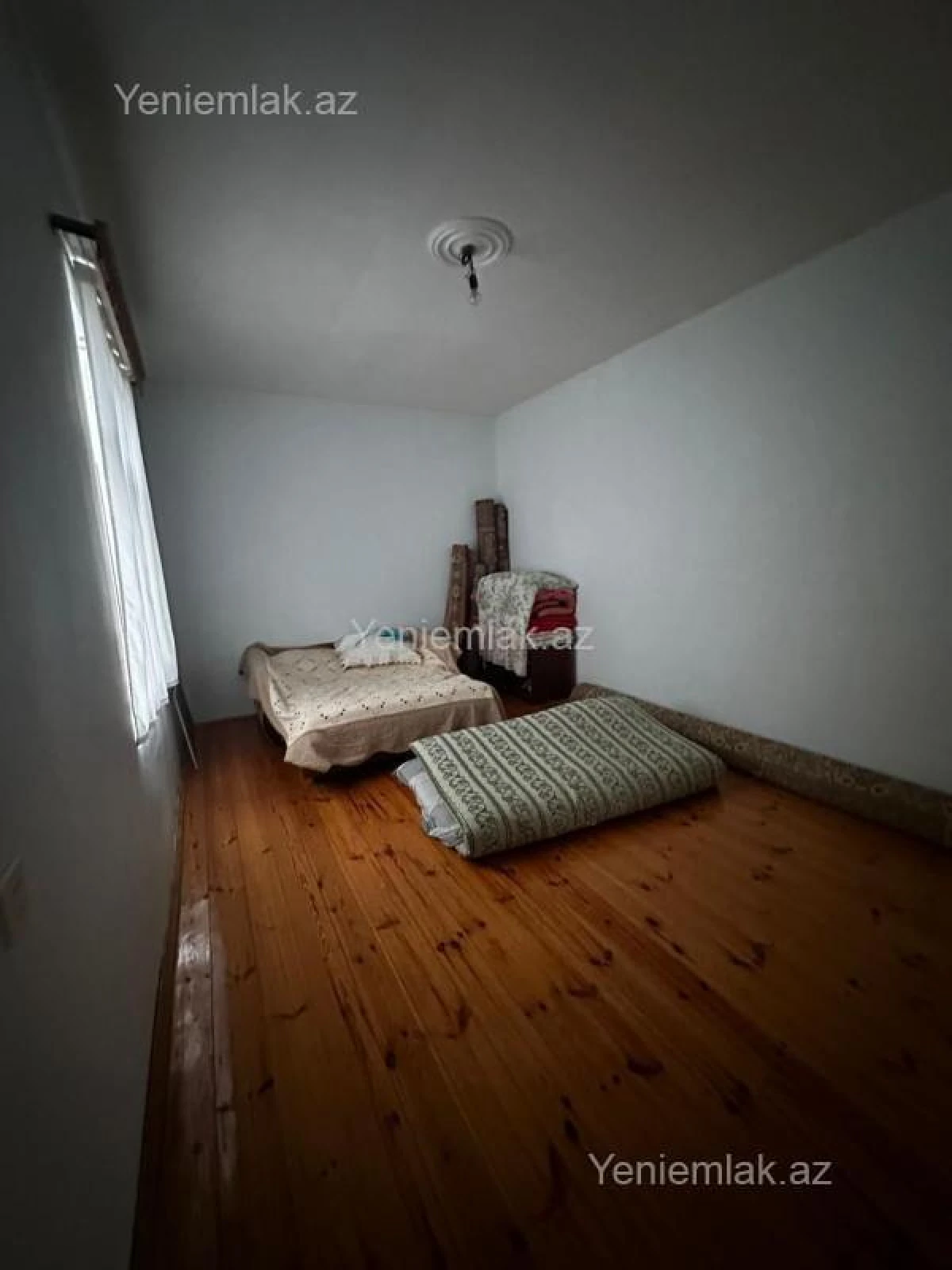 Satılır 4 otaqlı həyət evi 160 m²