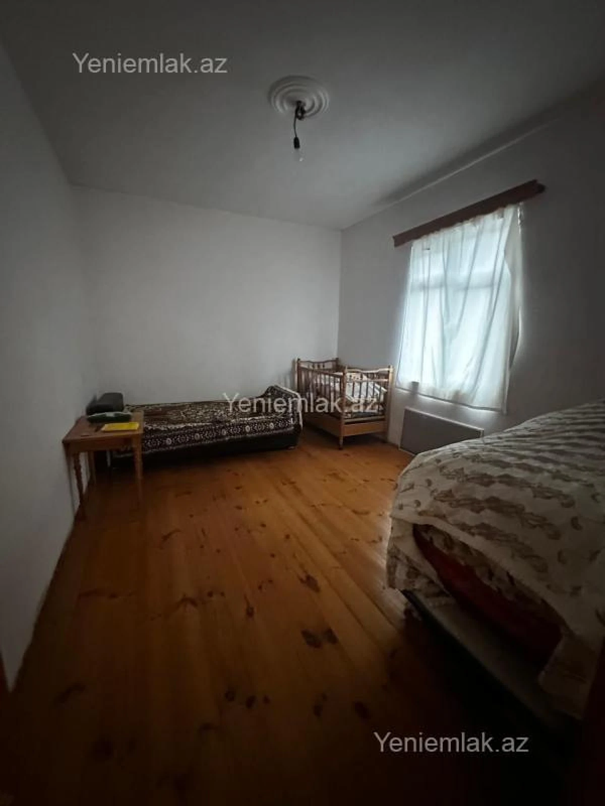 Satılır 4 otaqlı həyət evi 160 m²