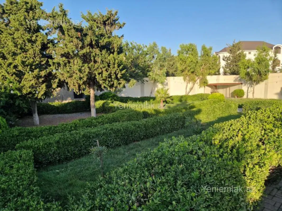 Satılır 4 otaqlı həyət evi 200 m²