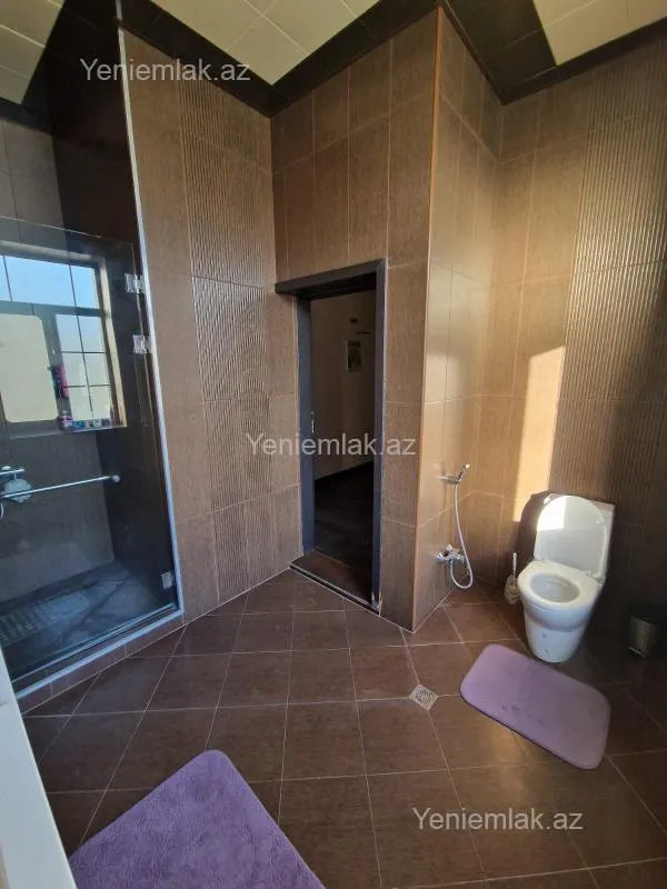 Satılır 4 otaqlı həyət evi 200 m²