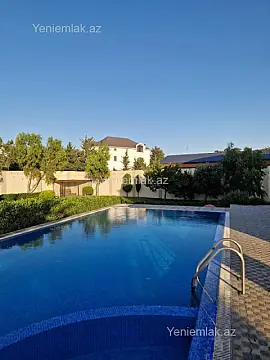 Satılır 4 otaqlı həyət evi 200 m²